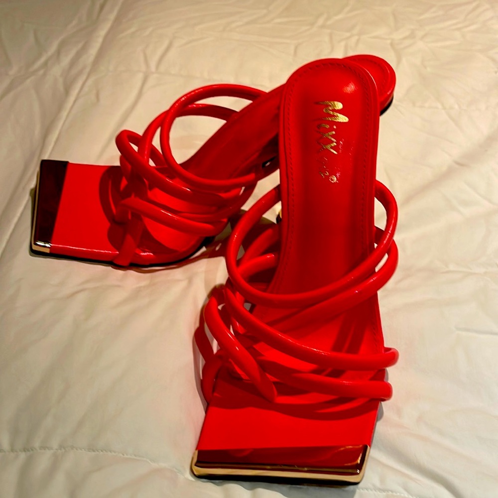 Mixx Shuz Vibrant Red Strappy Heels